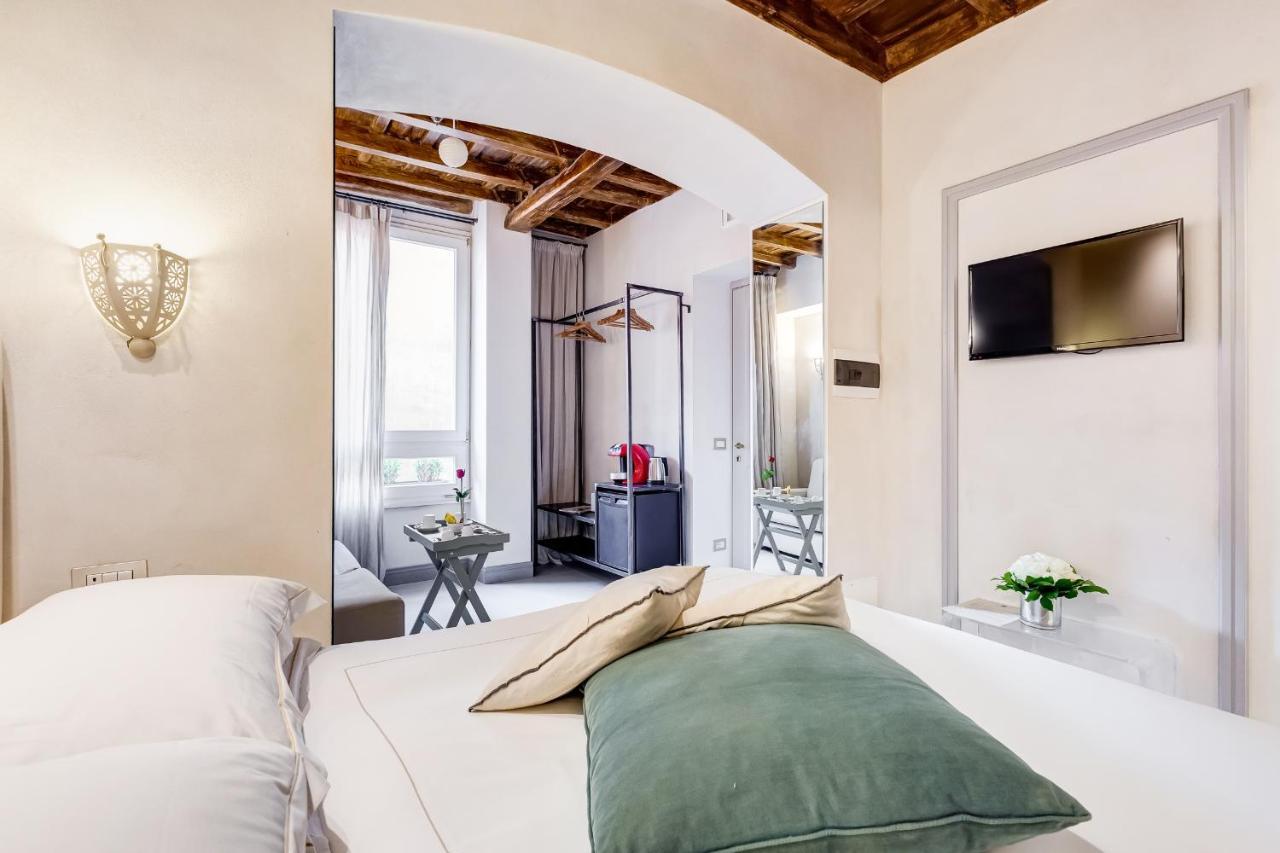 Rome Frattina27 Hotel Bagian luar foto