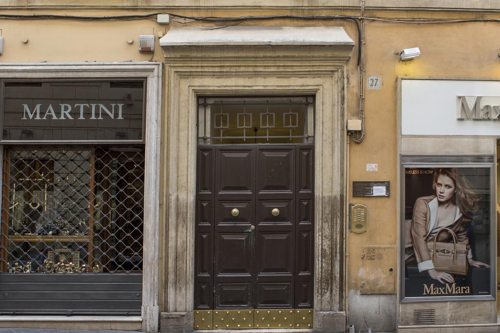 Rome Frattina27 Hotel Bagian luar foto
