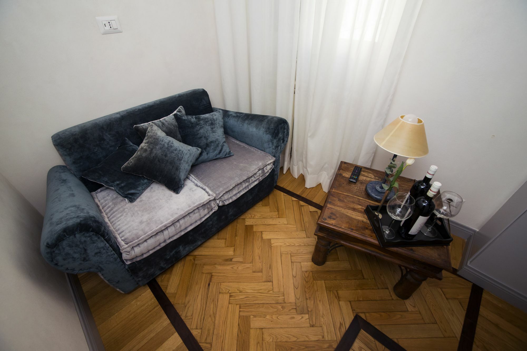 Rome Frattina27 Hotel Bagian luar foto