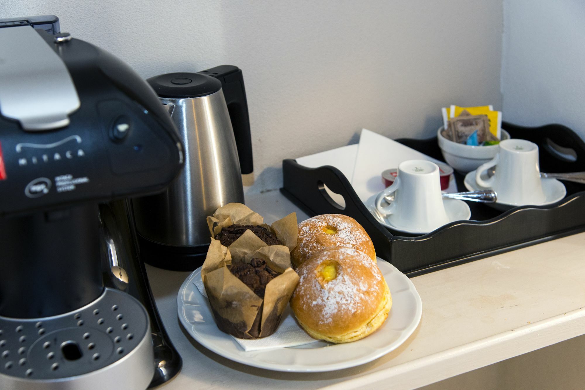 Rome Frattina27 Hotel Bagian luar foto