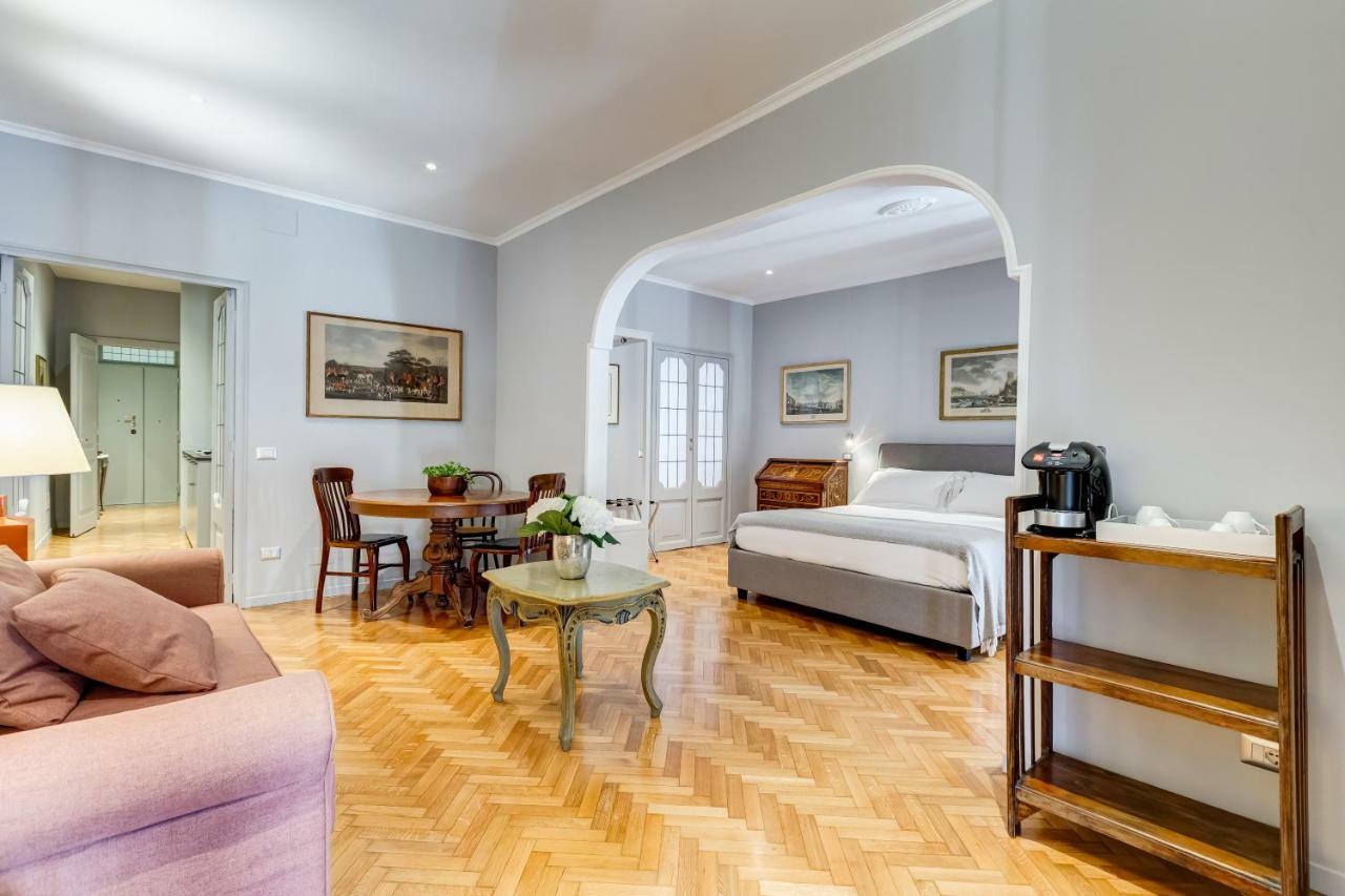 Rome Frattina27 Hotel Bagian luar foto